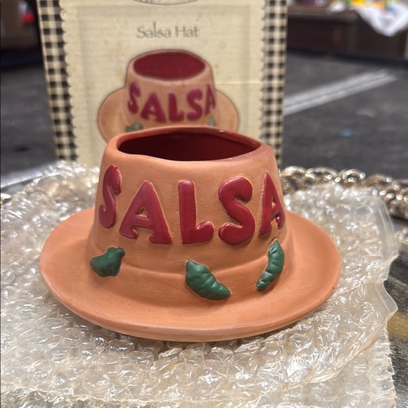 Vintage sombrero hat salsa bowl - Picture 1 of 3